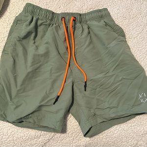 Men’s green shorts
